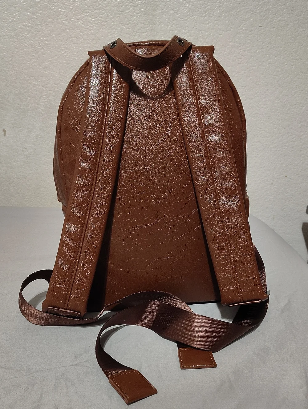 Steven Madden Brown Leather Bathpack With Adjustable Straps